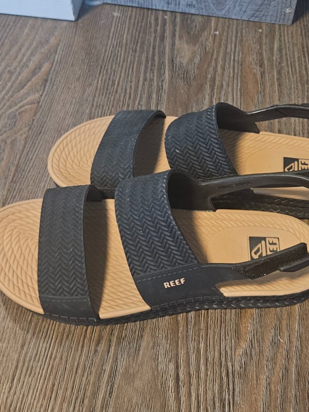 Reef sandals women